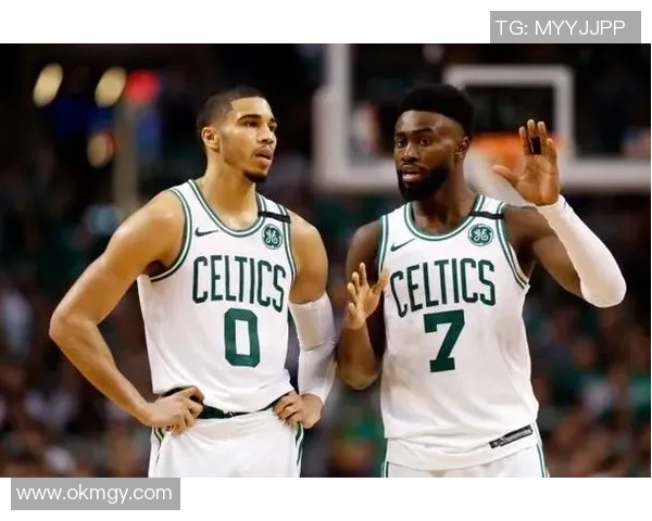 2020年NBA季后赛马刺与火箭激战回顾两队精彩对决与球星表现分析 2020年NBA季后赛马刺与火箭激战回顾两队精彩对决与球星表现分析