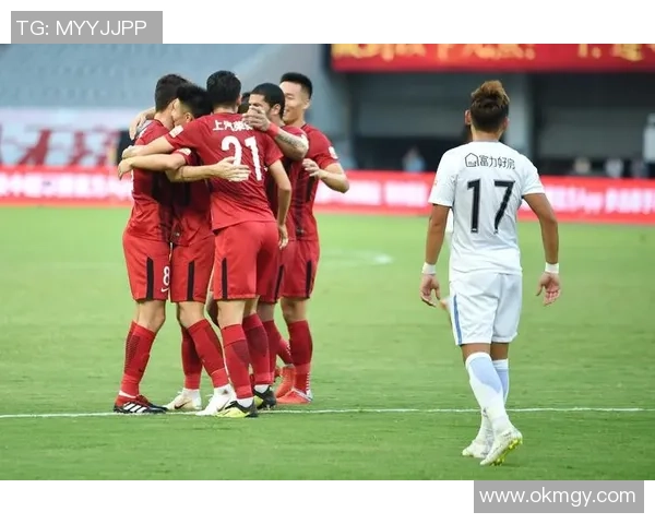 上港与富力精彩对决回放全场进球瞬间与战术分析尽在其中 上港与富力精彩对决回放全场进球瞬间与战术分析尽在其中