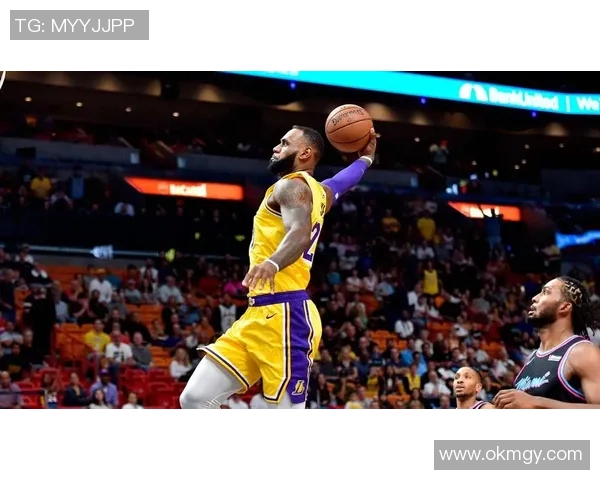 勒布朗詹姆斯的传奇之路如何改变篮球历史与未来发展