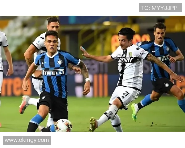 国米与热那亚激战正酣比赛结果揭晓引发球迷热议