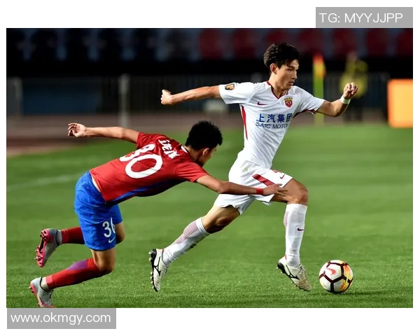 建业主场迎战上海上港期待精彩对决两队争夺三分激烈竞争不容错过 建业主场迎战上海上港期待精彩对决两队争夺三分激烈竞争不容错过